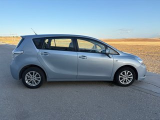 Toyota Verso 2011