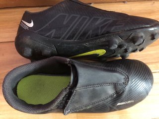 Botas de fútbol Nike Mercurial velcro niño enfant