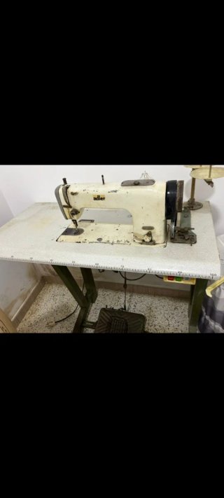 Máquina de coser industrial