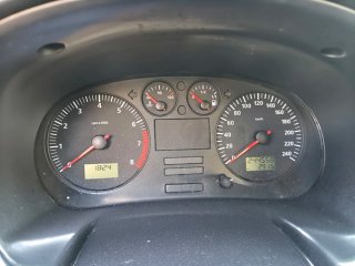 SEAT LEÓN 1.6 16V GASOLINA-2003-UNA PROPIETARIA
