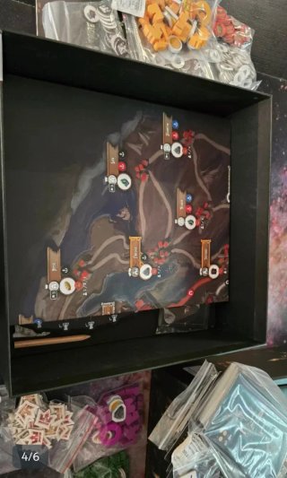 Juego de mesa Pest Deluxe Español + Exp Eventos