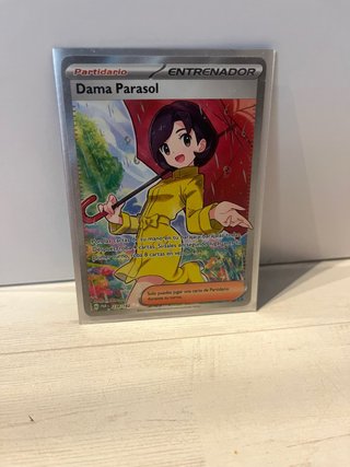 Carta Pokémon Dama Parasol Entrenador