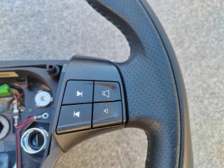Volante de cuero volvo s40 año 2007