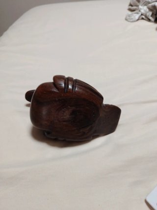 Figura de Pato de Madera Marrón