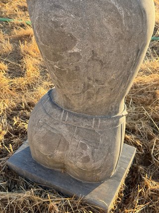 Escultura de piedra Fuentes