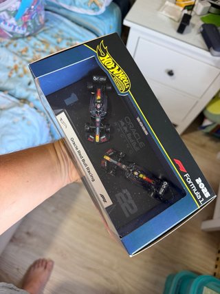 Hot Wheels Oracle Red Bull Racing 2025