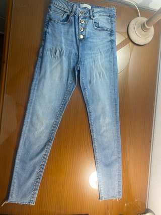 Pantalones pitillo vaqueros Mango azul