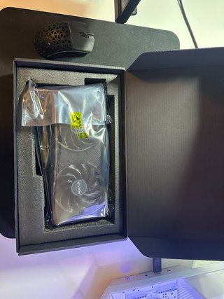 Tarjeta Gráfica RTX 4060 KFA2
