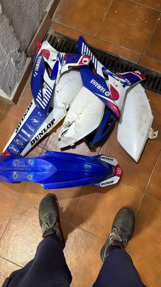 Plásticos Yamaha YZF 250 2013