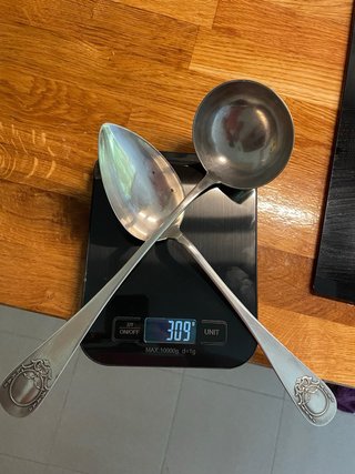 Cucharón y cazo bañados en plata