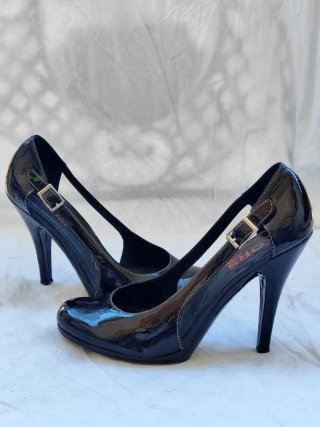 Scarpe Michael Kors nere con tacco