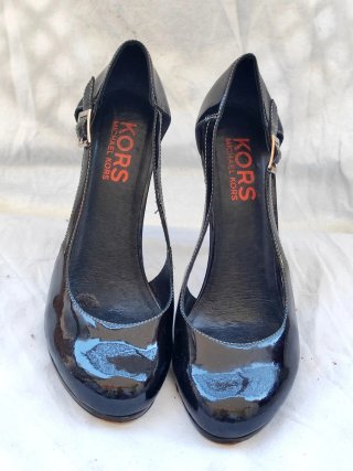 Scarpe Michael Kors nere con tacco