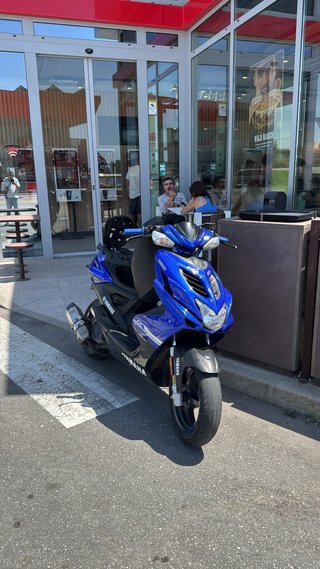 Yamaha Aerox 4 Tiempos