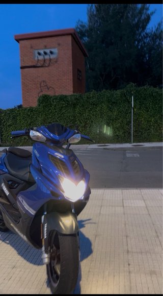 Yamaha Aerox 4 Tiempos