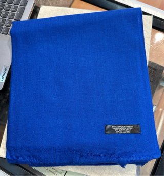 Bufanda de Cachemira Azul Hecha a Mano