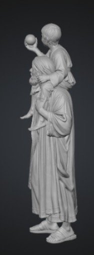 Figura hombre con niño y naranja