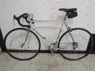 Bicicleta de carretera Lasa