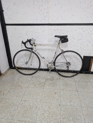 Bicicleta de carretera Lasa