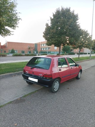 Renault Clio 1992