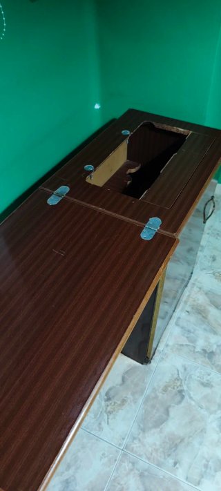 Mesa de máquina de madera