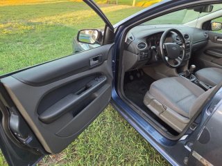 Ford Focus Familiar 2005