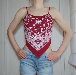 Top Granate Estampado Paisley - Estilo Dosmilero