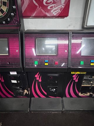Diana Dardos Arcade King-Dart Luxe