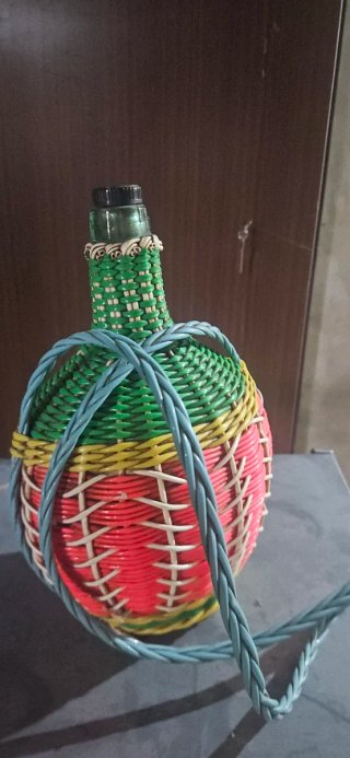 Jarrón antiguo decorativo