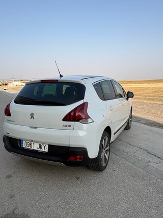 Peugeot 3008 2015