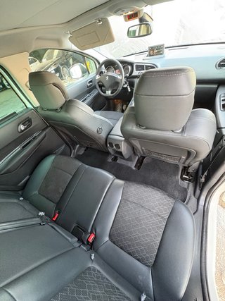 Peugeot 3008 2015