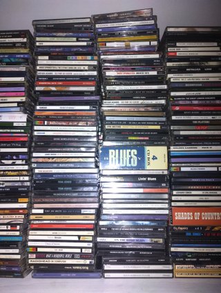 Colección Música: 500 CDs + 127 Vinilos