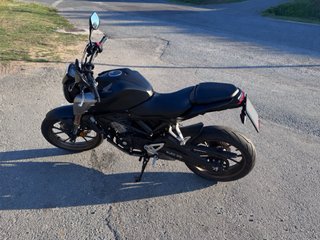 Honda CB125R 2021 - 3.600 €