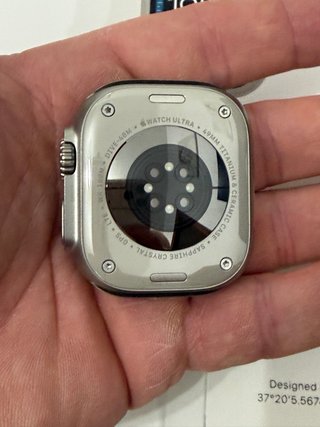 Apple Watch Ultra 2 con factura