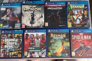 PS4 Blanca (PlayStation 4)