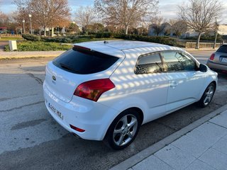 KIA ProCeed 2011