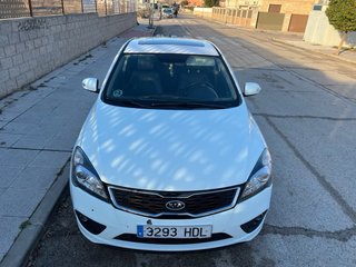 KIA ProCeed 2011