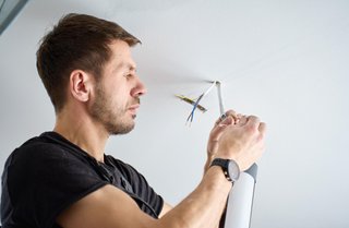 Electricista urgente en Gavà y alrededores 24h