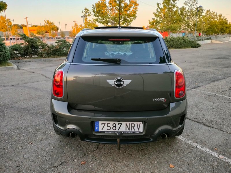 MINI Countryman Cooper S ALL4 2011, foto 6