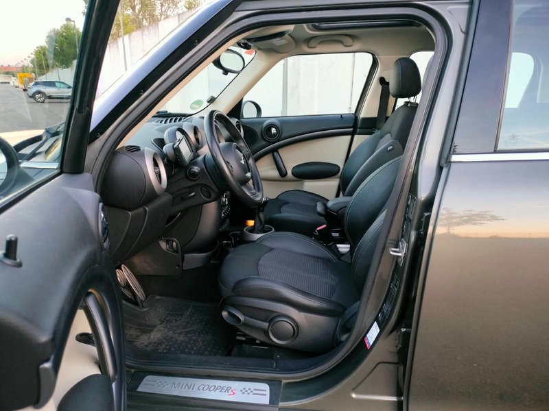 MINI Countryman Cooper S ALL4 2011, foto 25