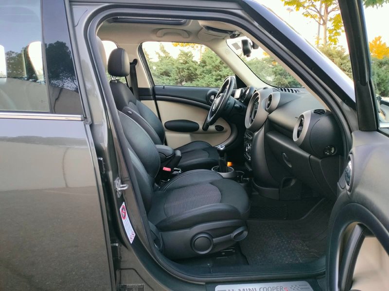 MINI Countryman Cooper S ALL4 2011, foto 28