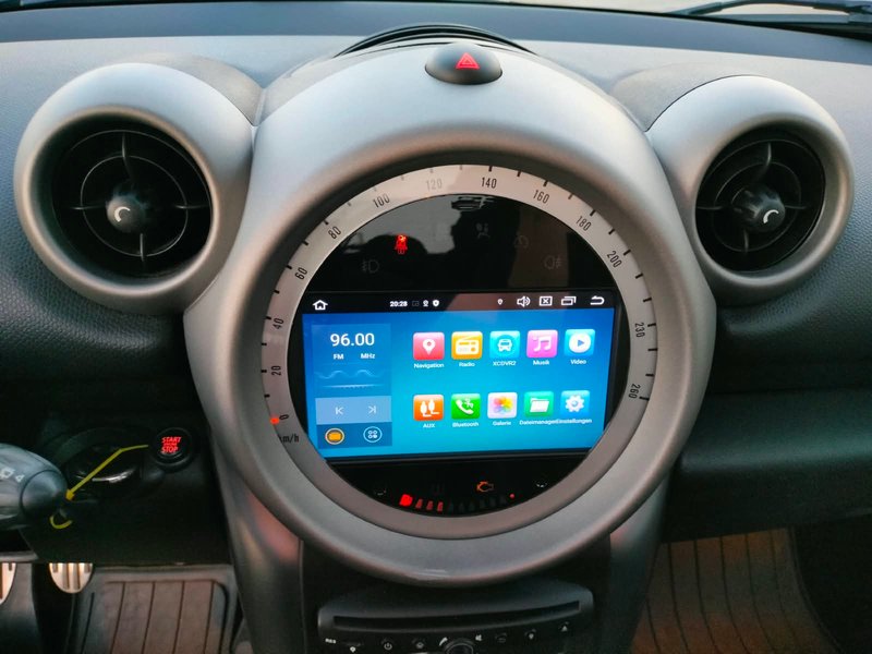 MINI Countryman Cooper S ALL4 2011, foto 31