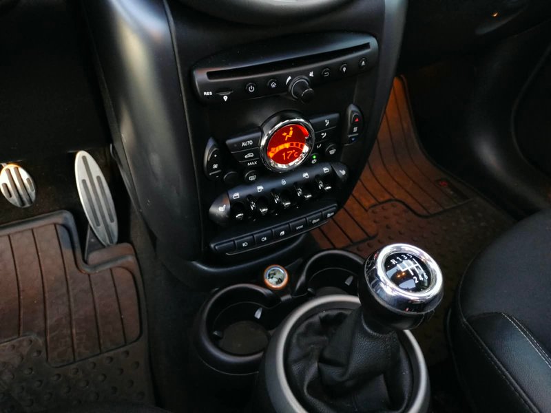 MINI Countryman Cooper S ALL4 2011, foto 33