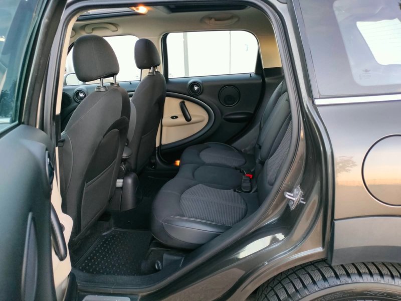 MINI Countryman Cooper S ALL4 2011, foto 36