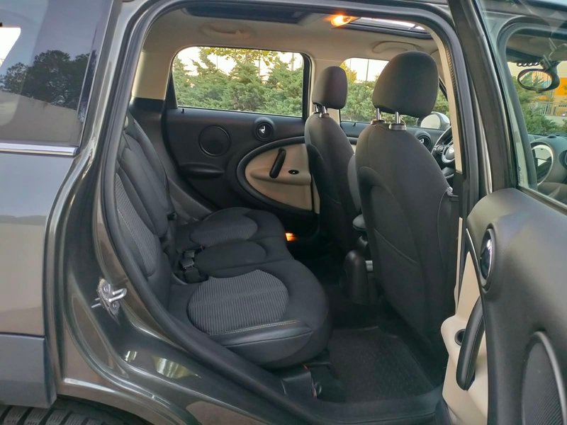 MINI Countryman Cooper S ALL4 2011, foto 38