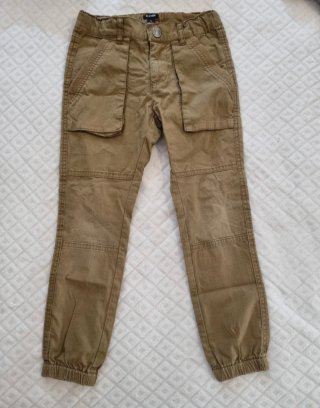 Set 2 pantaloni e 2 maglie bimbo 5 anni