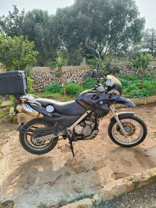 BMW F 650 GS Negra