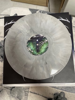 Vinilo “El dragón” Lola indigo.