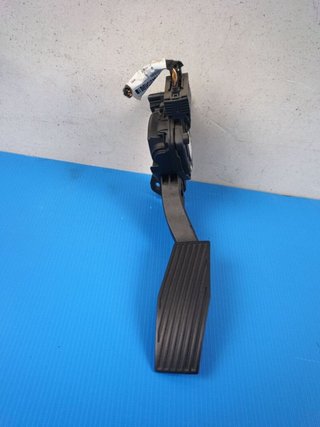 Pedal acelerador 13237352 opel insignia 94159
