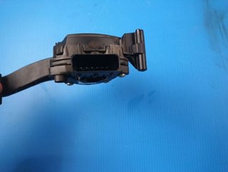 Pedal acelerador 13237352 opel insignia 94159