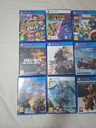 Playstation 5 + 2 Controller + 12 Giochi